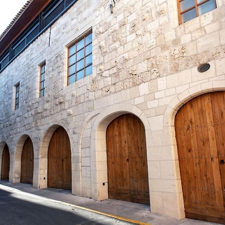 Chambre Orientale Cherazade Maison De L'Eglise Narbonne Bagian luar foto